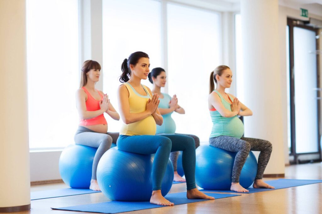 The Benefits and Safety of Fitness Ball Exercises for Pregnancy